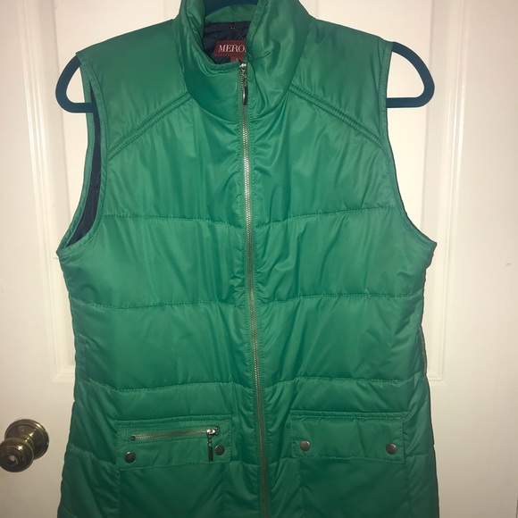 VEST - Picture 3 of 3